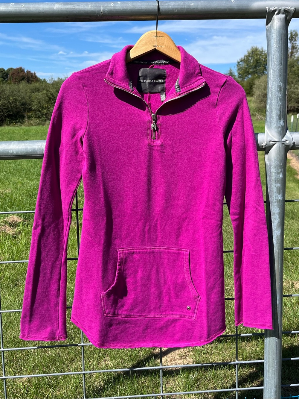 Y2K 2013 Victoria’s Secret Fuchsia Hot Pink Quarter Zip Sweatshirt Fleece Angel